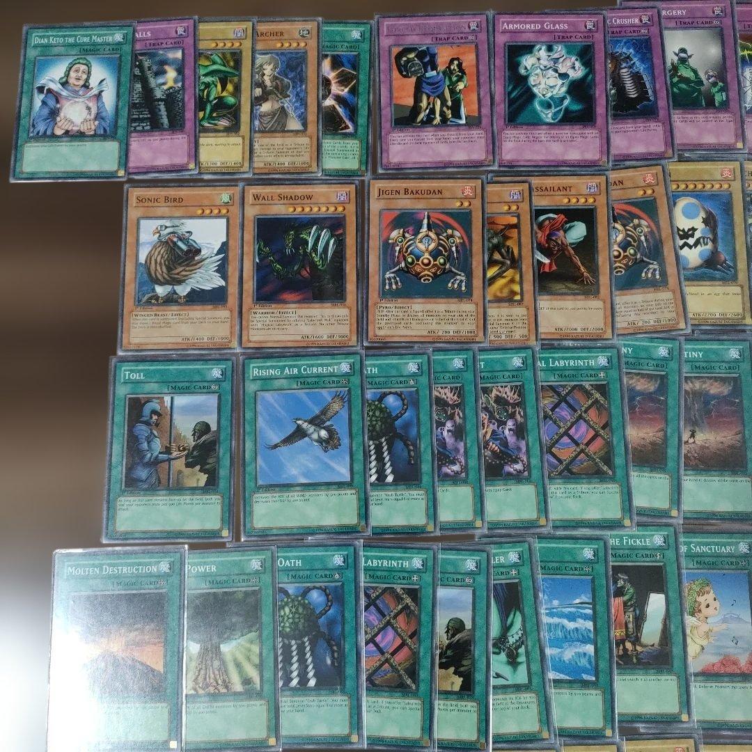 遊戯王　旧アジア版　初期1stED　初版金シール　105枚　LOB-LON