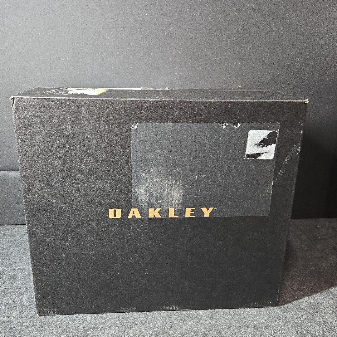 OAKLEY ヘルメット