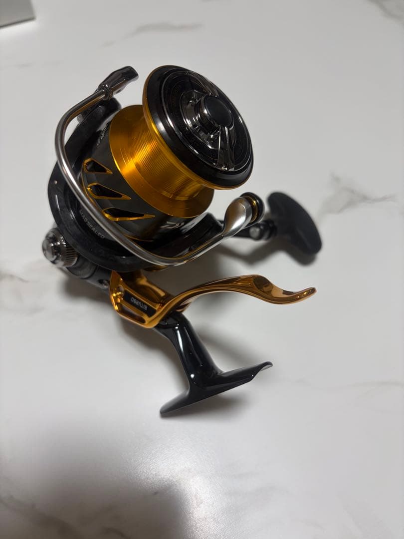 リール DAIWA LAXUS 2500H-LBD