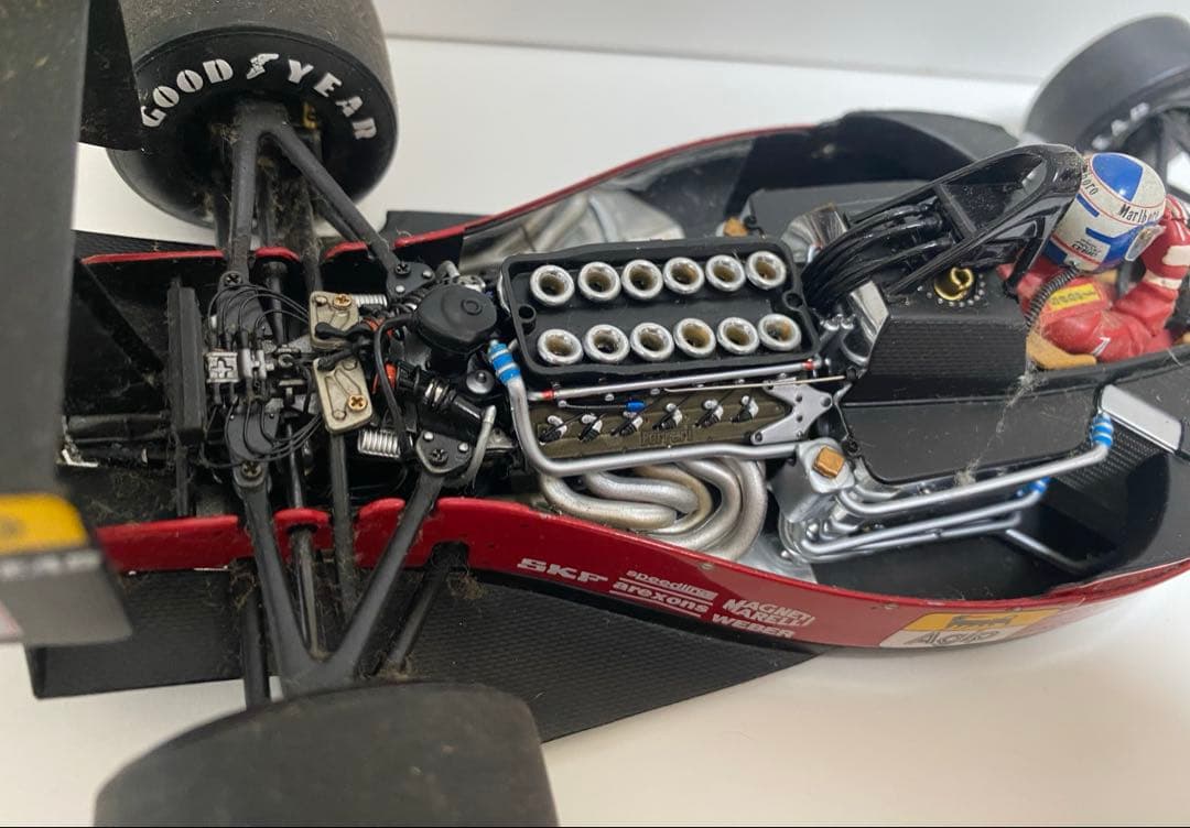 激レア　フェラーリ 641/2 F1-90 1/18 ミニカー　EXOTO