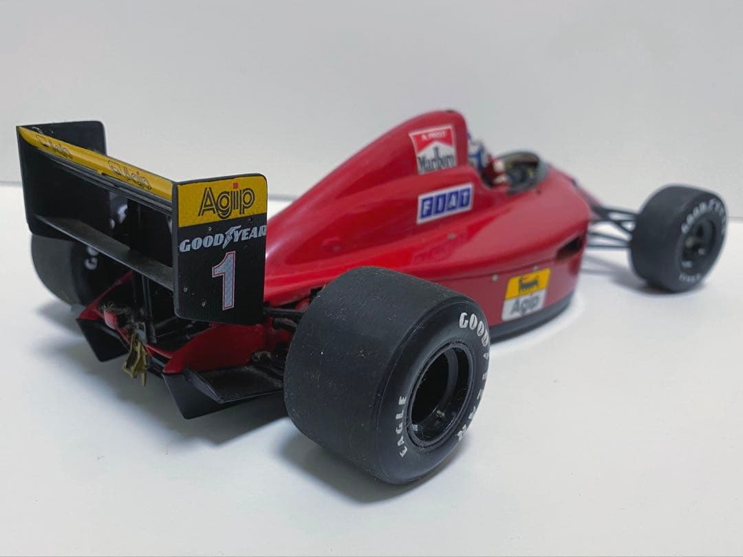 激レア　フェラーリ 641/2 F1-90 1/18 ミニカー　EXOTO