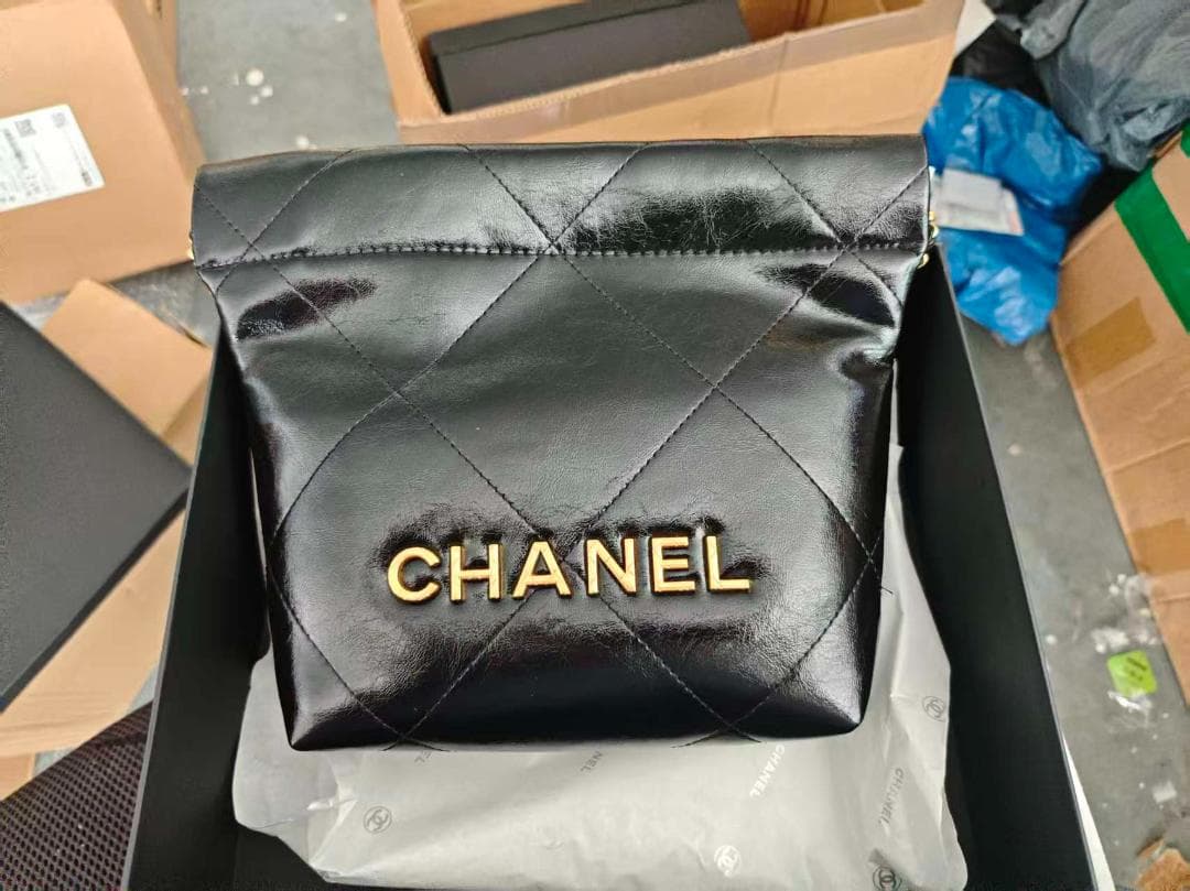 美品ノベルティ レディース ショルダーバッグ　ブラック　バッグ