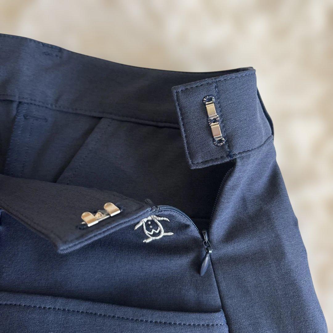 新品　マンシング　ゴルフ 飾りボタン キュロット　11号　紺　送料込み