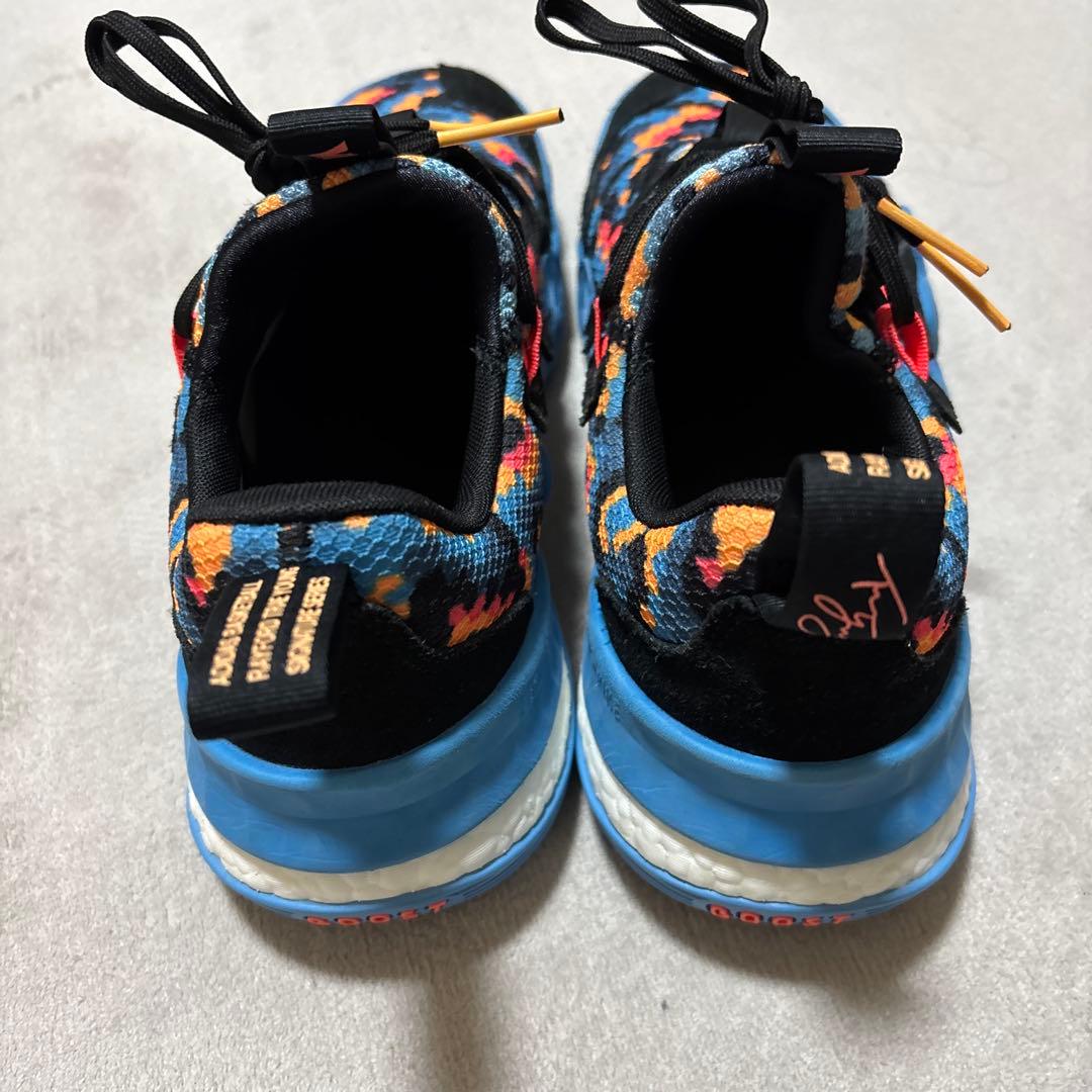 adidasバスケットボールシューズ TRAE YOUNG,1