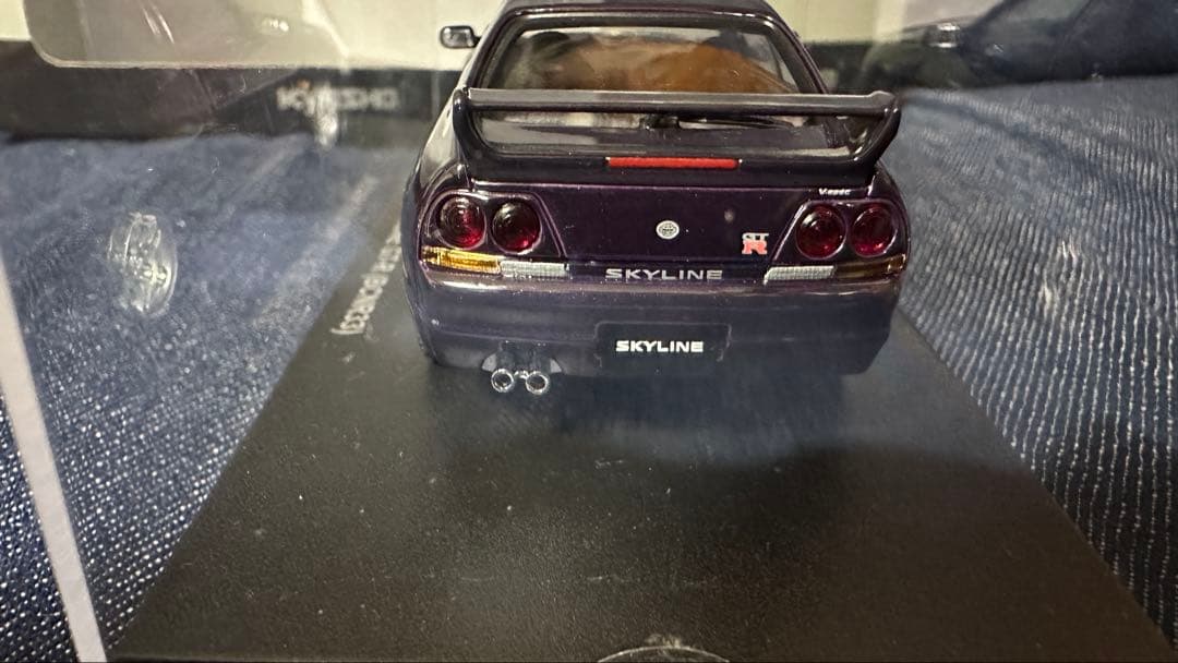 kyosho 1/43 NISSANスカイラインGT-R(BCNR33)1995