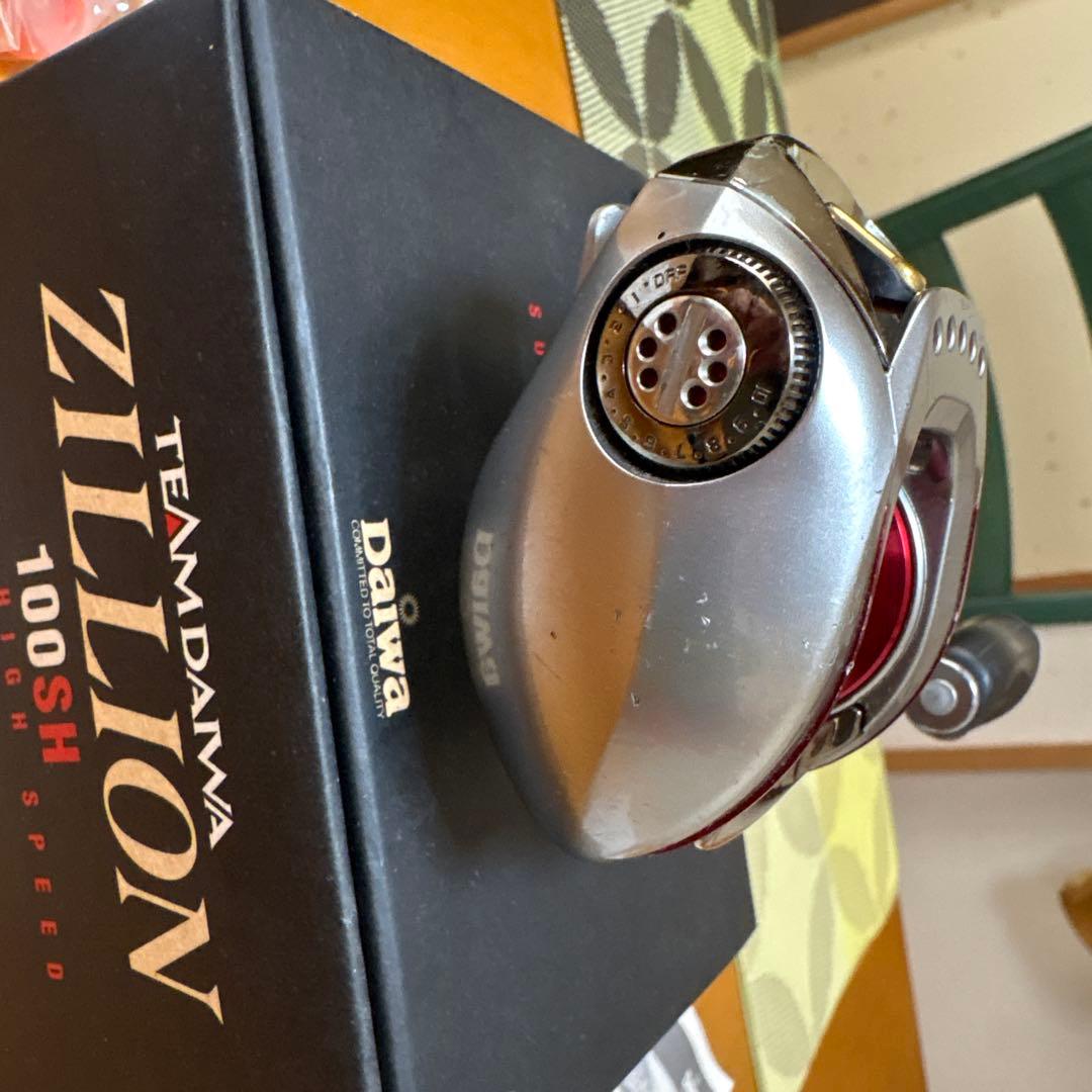 Daiwa ジリオン100SH