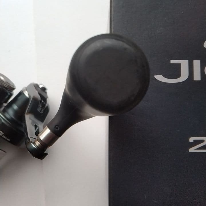 シマノ24オシアジガー LD 2500MG 右巻