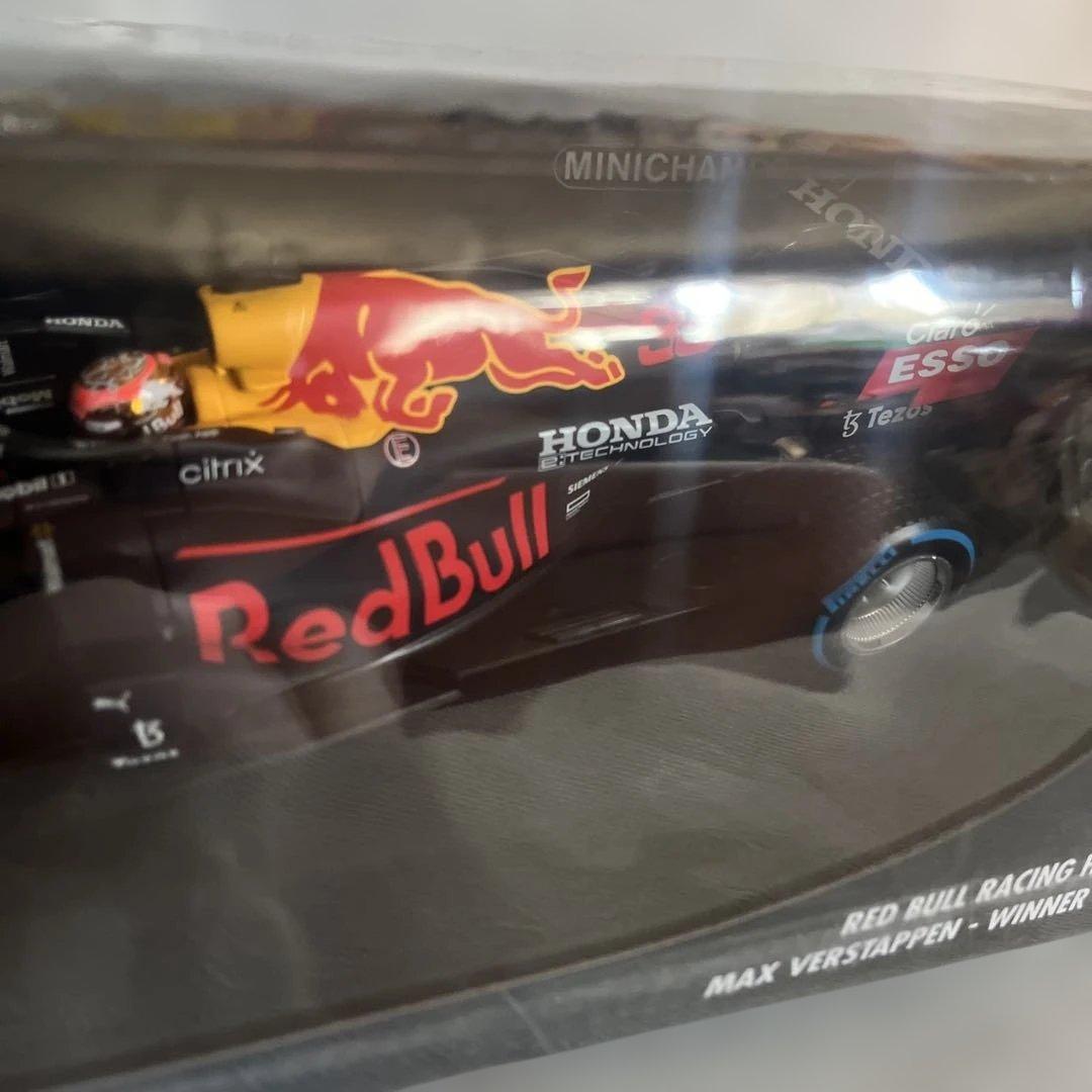 ミニチャンプス1/18レッドブルホンダマックスフェルスタッペンベルギー2021年