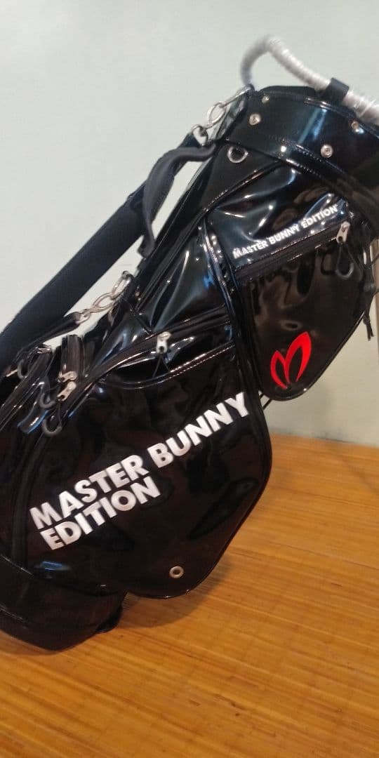 MASTER BUNNY EDITION スタンド式キャディバッグ