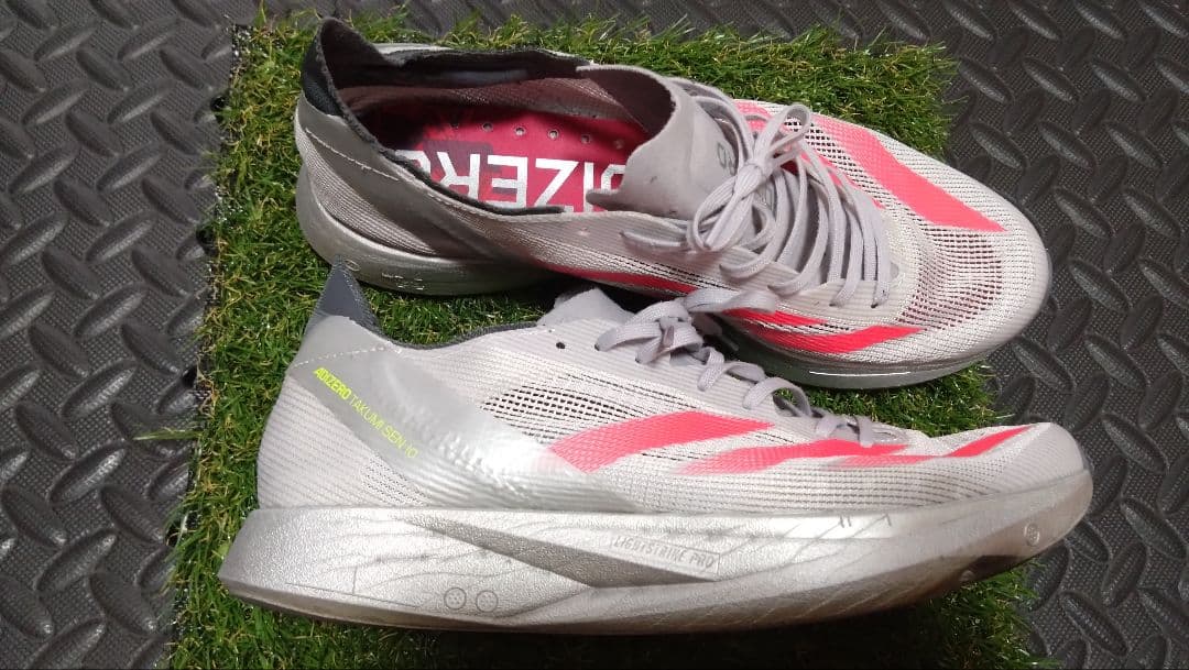 スパイク・シューズ adizero takumi sen 10