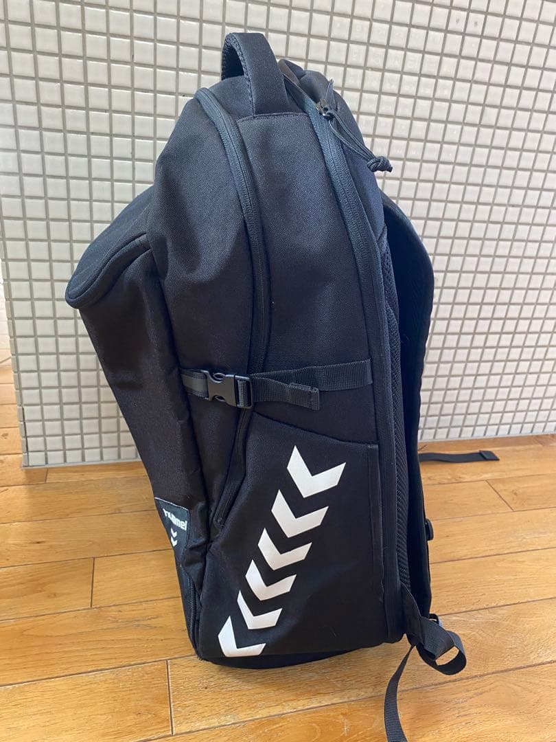 hummel（ヒュンメル）拡張型・保冷保温バックパック　リュック　ブラック