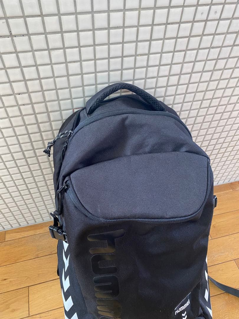hummel（ヒュンメル）拡張型・保冷保温バックパック　リュック　ブラック