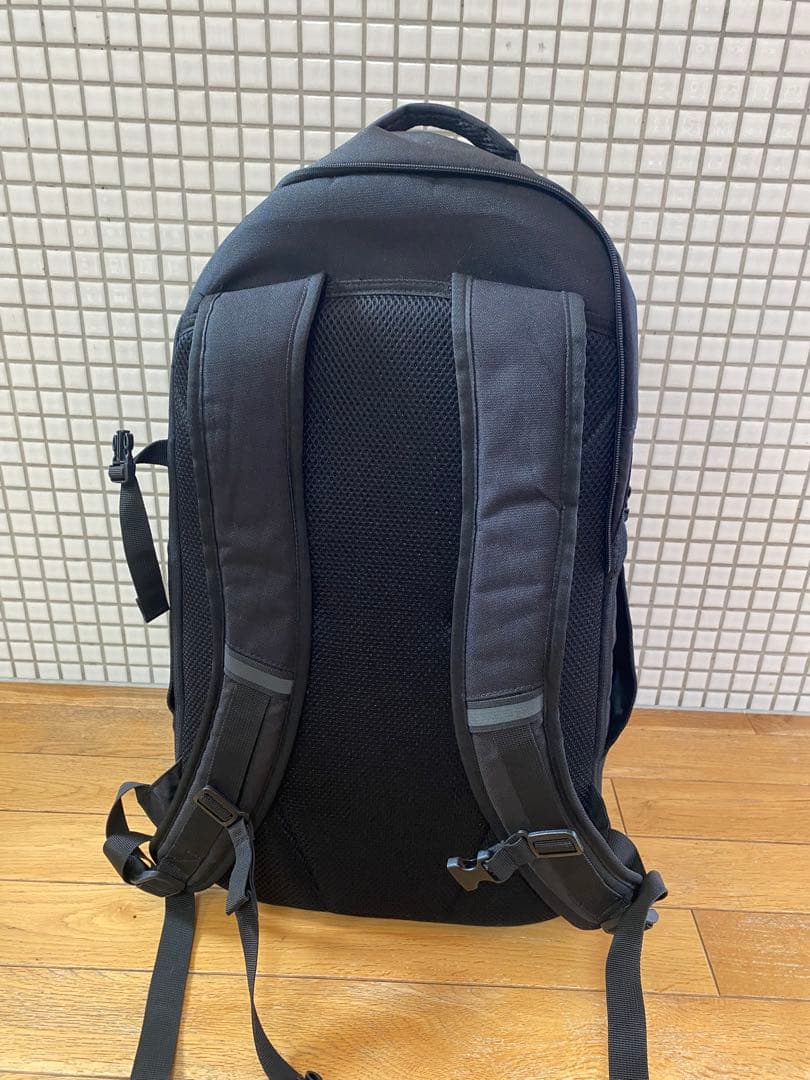 hummel（ヒュンメル）拡張型・保冷保温バックパック　リュック　ブラック