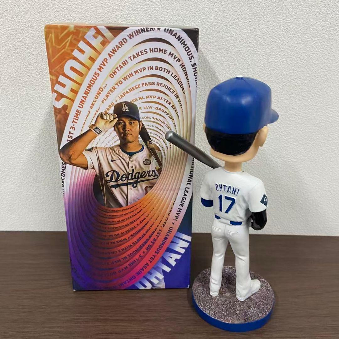 激レア　大谷翔平　MVP シルバーバット　ドジャース　来場者限定　新品