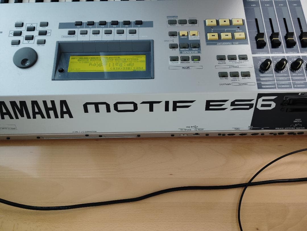 Yamaha MOTIF ES6 シンセサイザー 61鍵 メモリMAX512MB