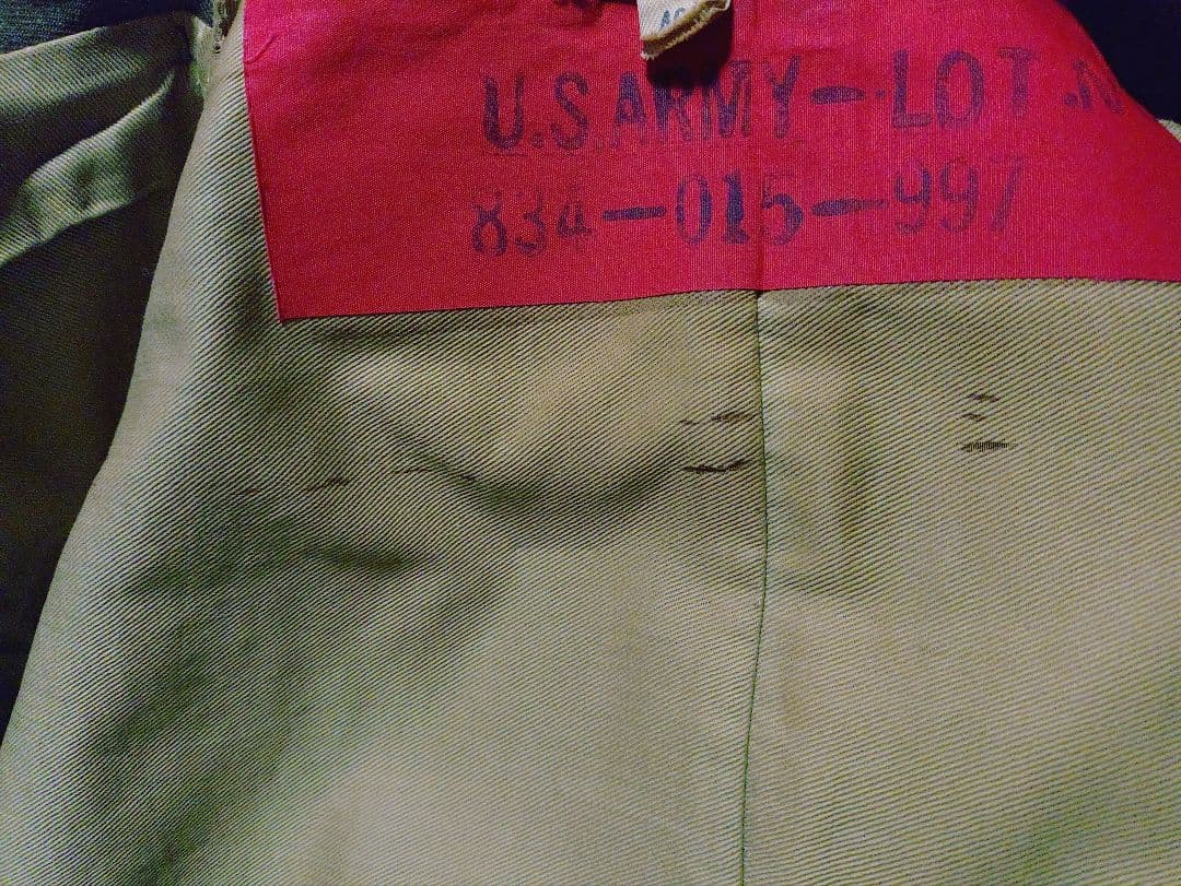 1944年米軍実物 ミリタリージャケットアイクジャケットミリタリー古着。