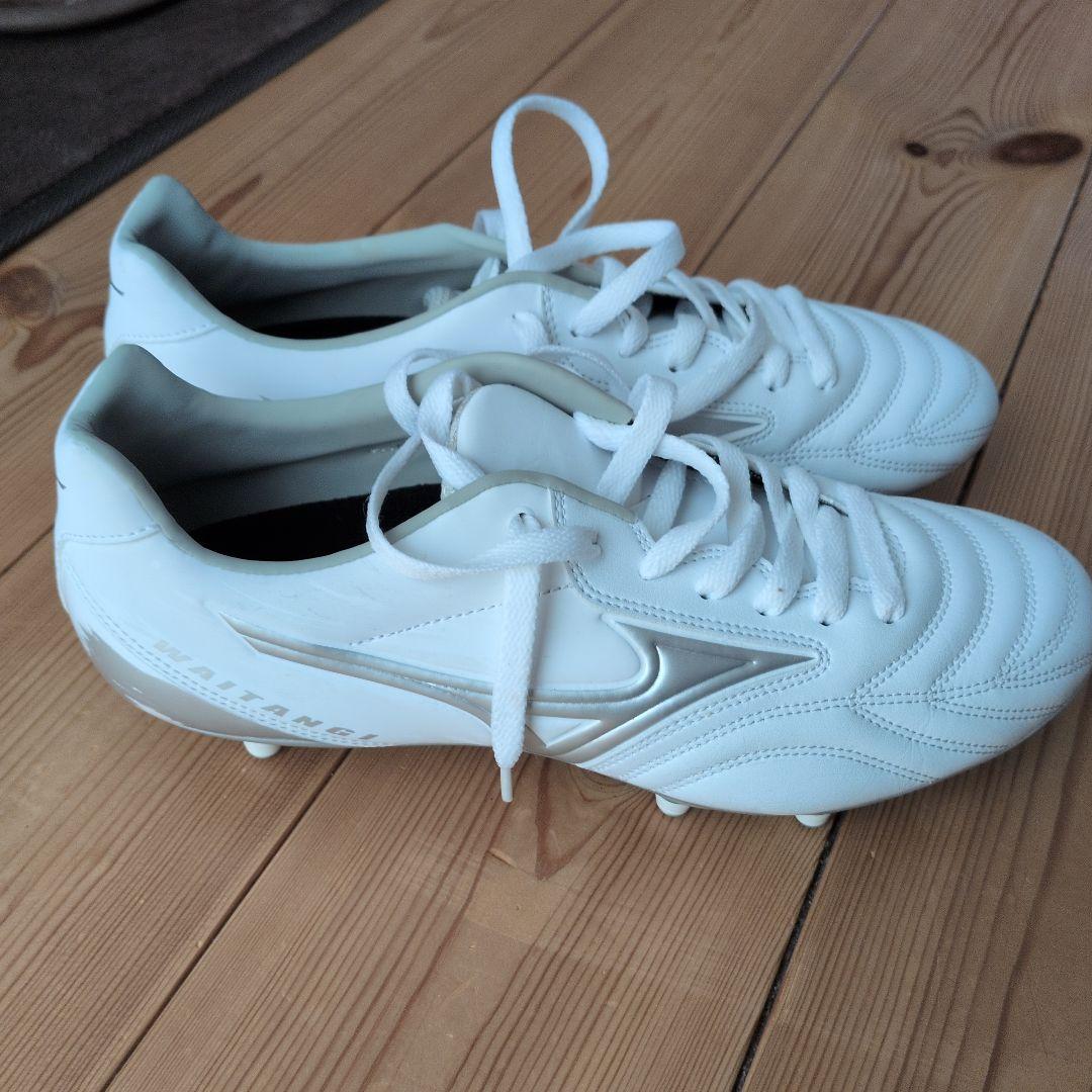 Mizuno Morelia ホワイト スパイクシューズ