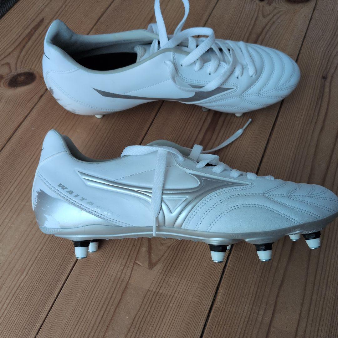 Mizuno Morelia ホワイト スパイクシューズ
