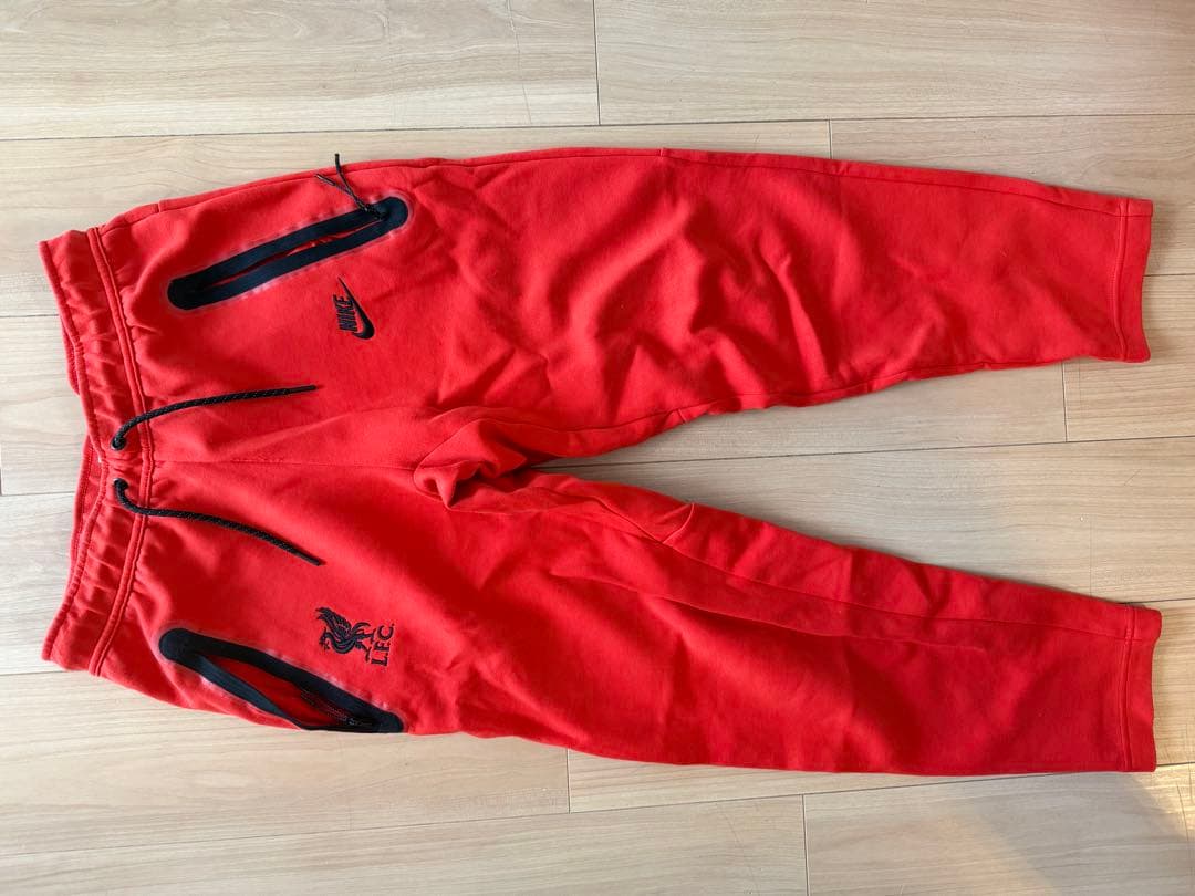 Nike リバプールFC スウェットセットアップ