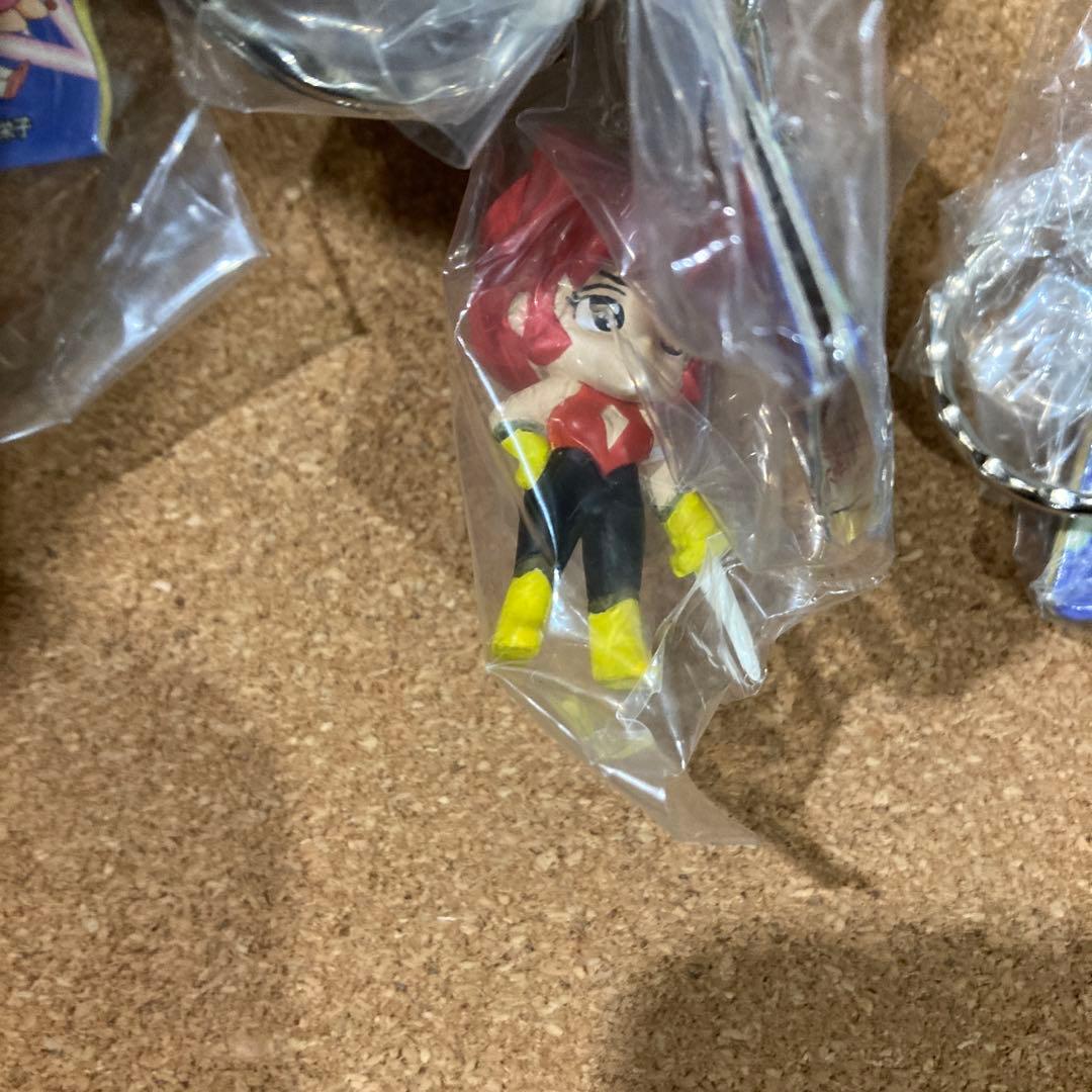 魔女っ子大作戦　フィギュアキーホルダー　全8種
