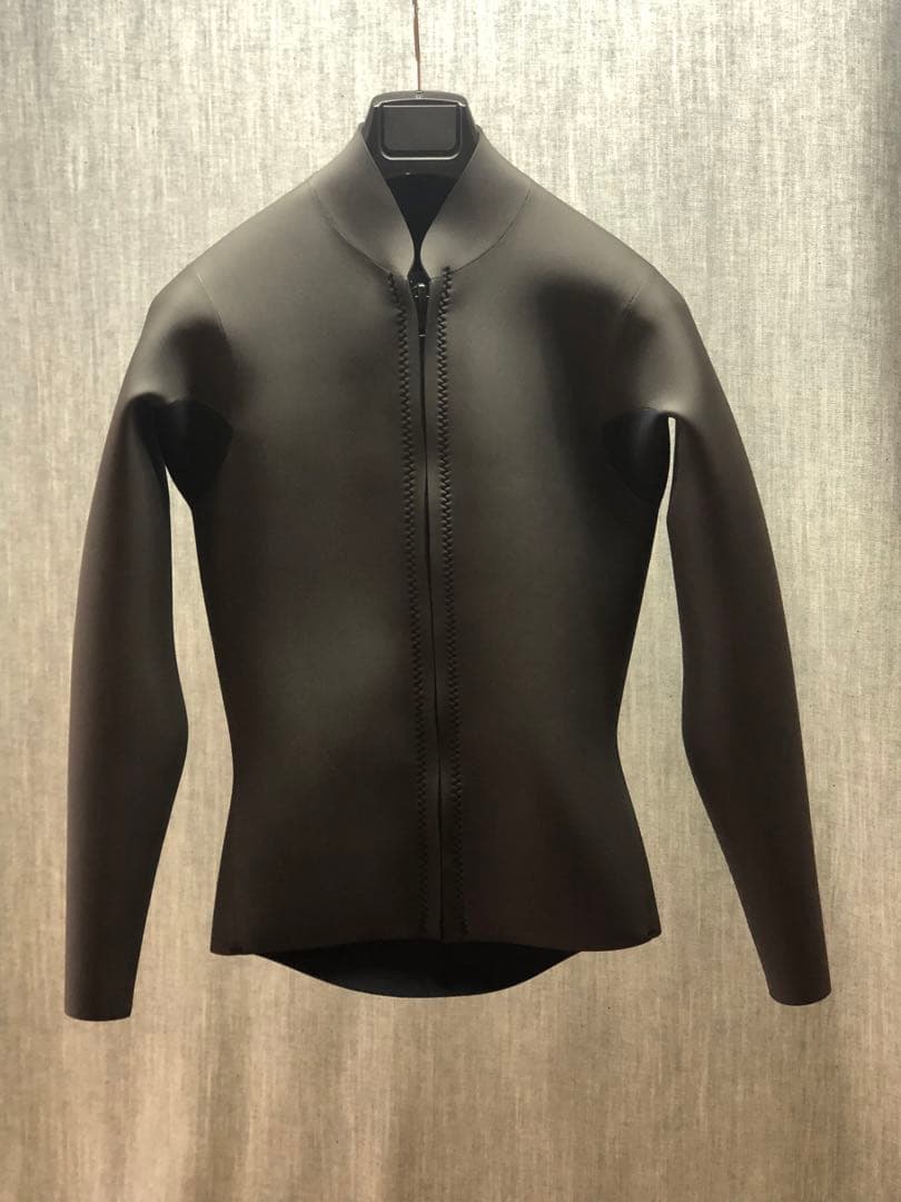 ぢめんさん専用　ウェットスーツ 新品未使用