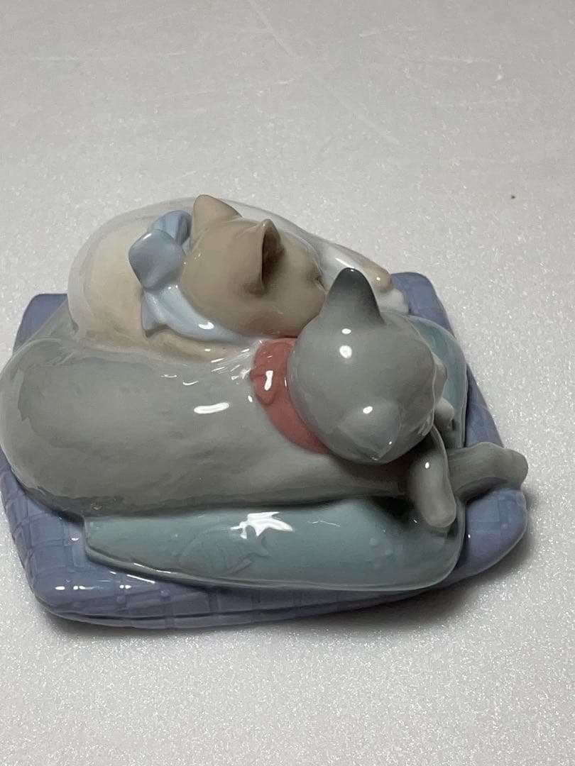 [美品] NAO リヤドロ　仲良しのネコ