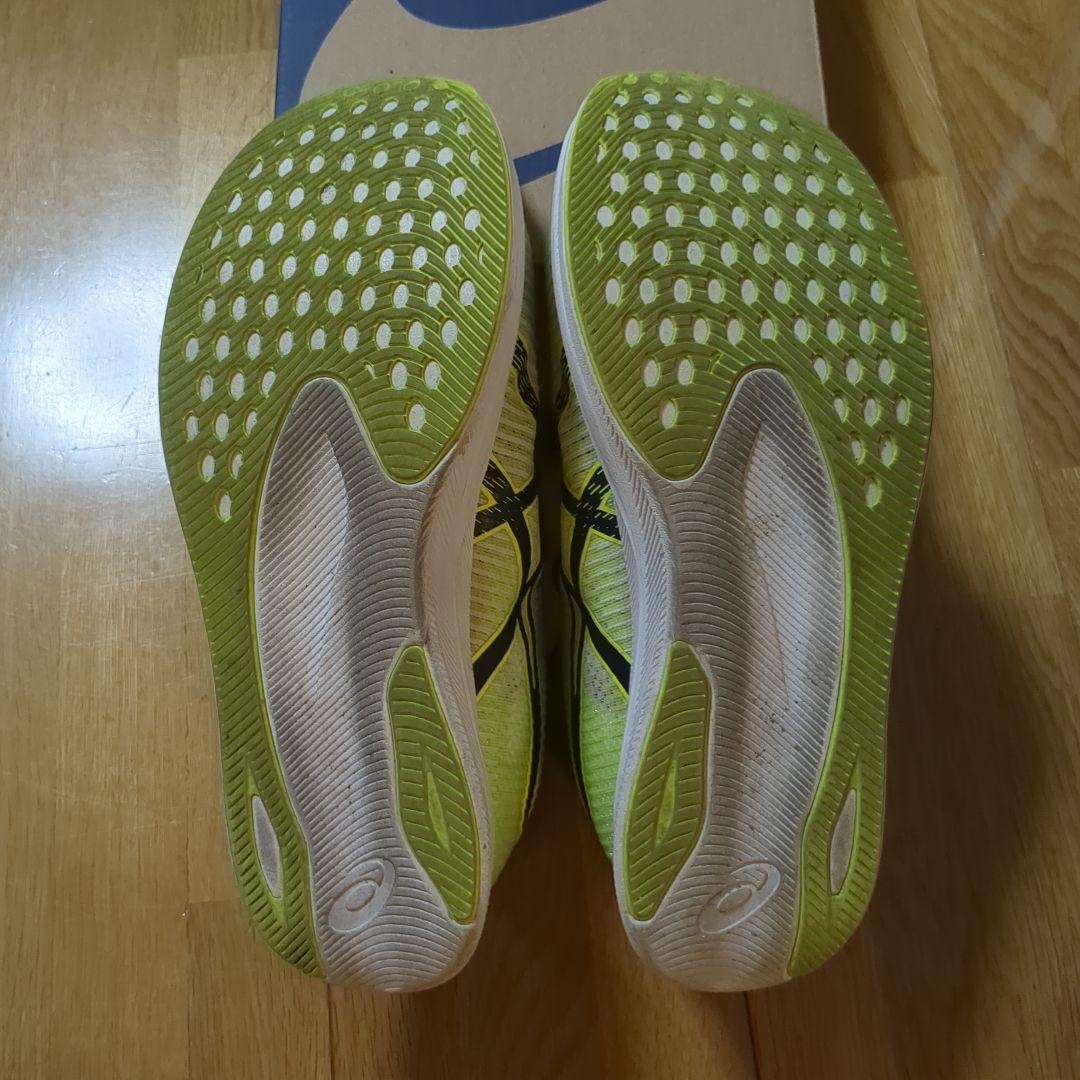 ASICS ランニングシューズ イエロー/ブラック28cm
