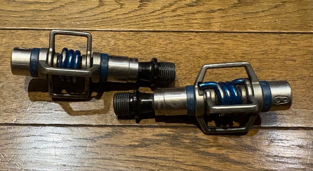 Crank brothers EGGBEATER3ビンディングペダル
