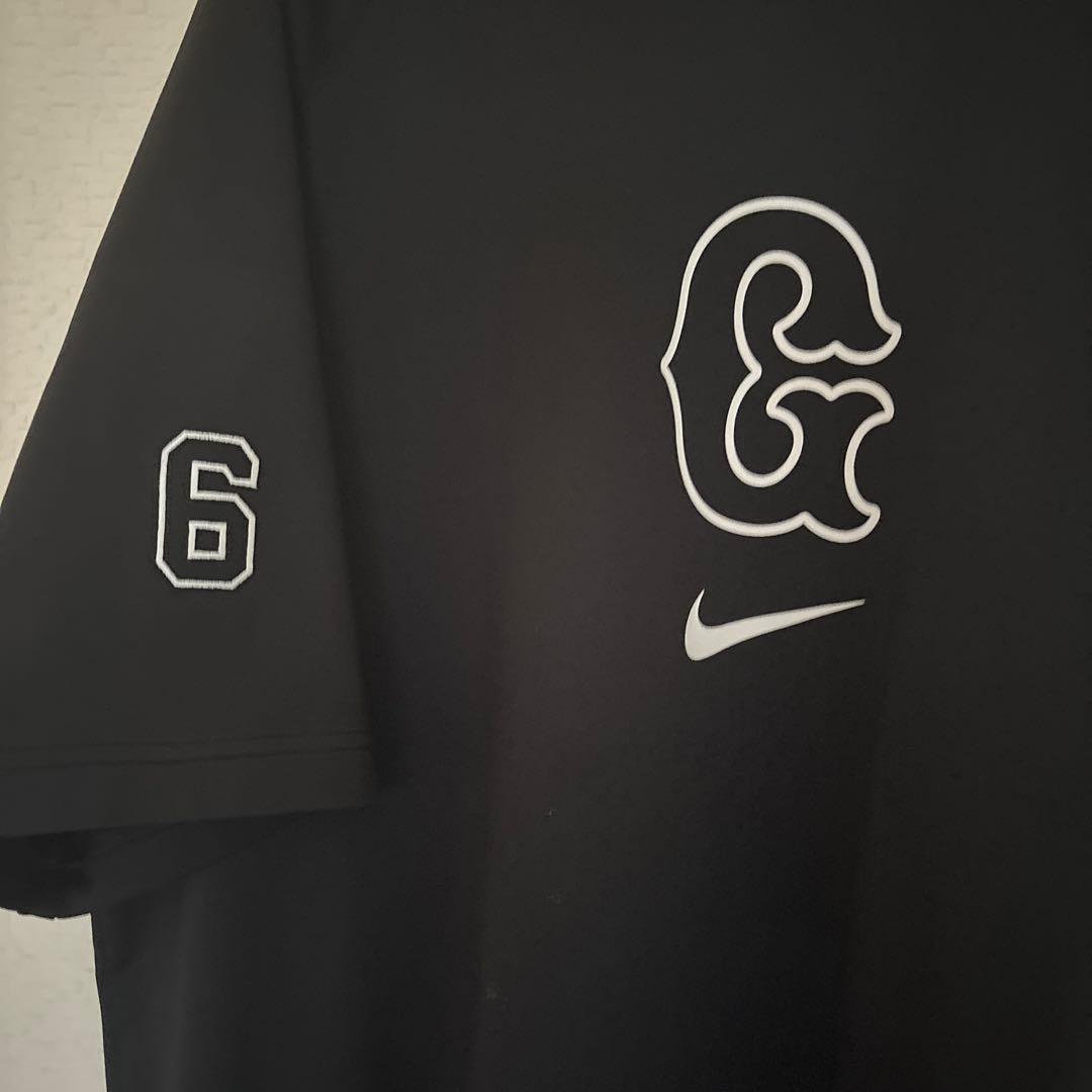 読売ジャイアンツNIKEトレーニングシャツ