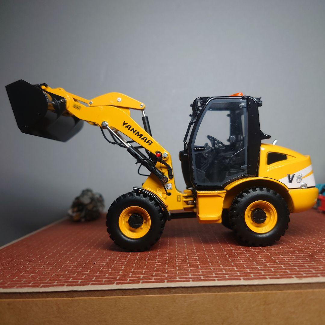 YANMAR/ヤンマー V8ホイールローダー(1/32)ミニチュア 最終価格