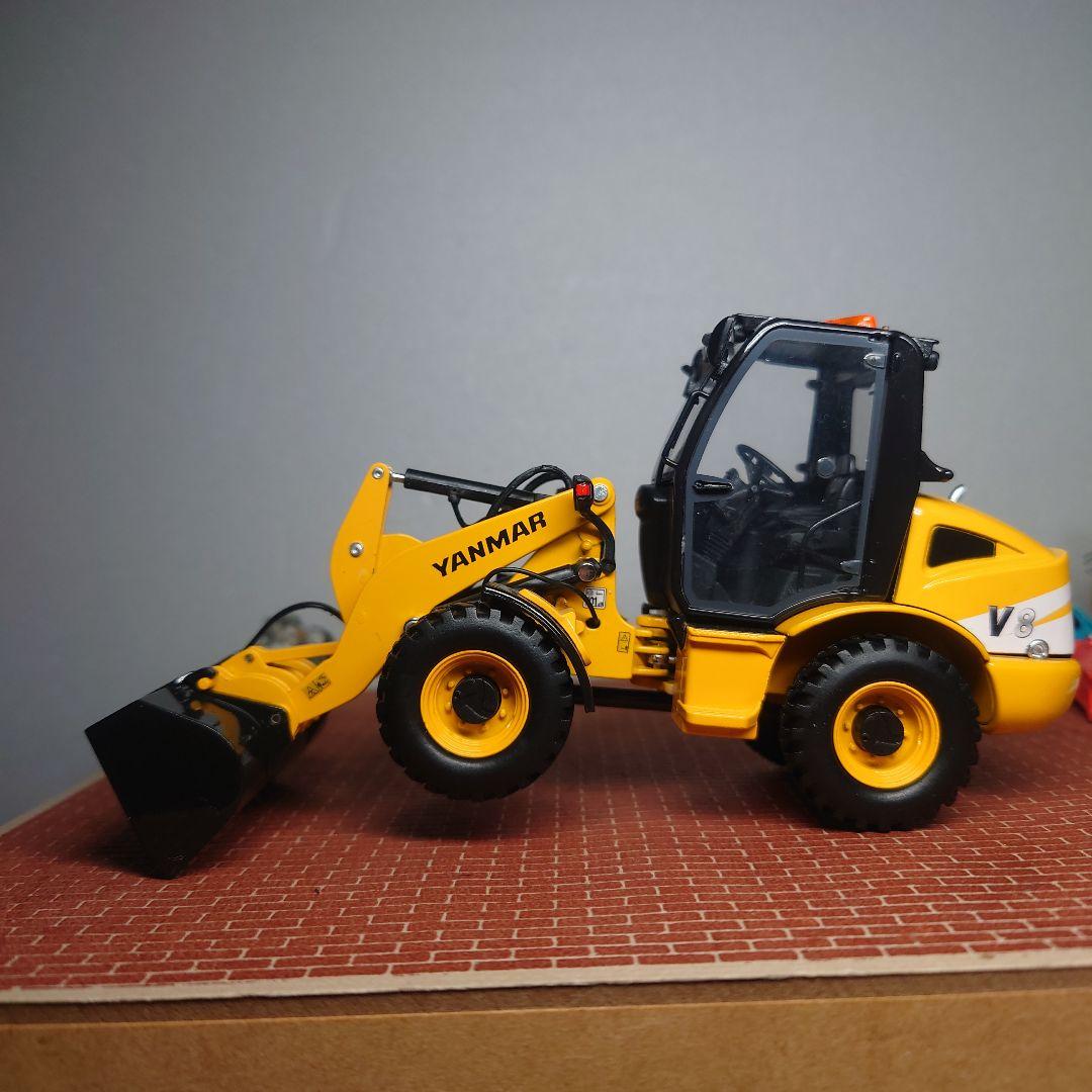 YANMAR/ヤンマー V8ホイールローダー(1/32)ミニチュア 最終価格