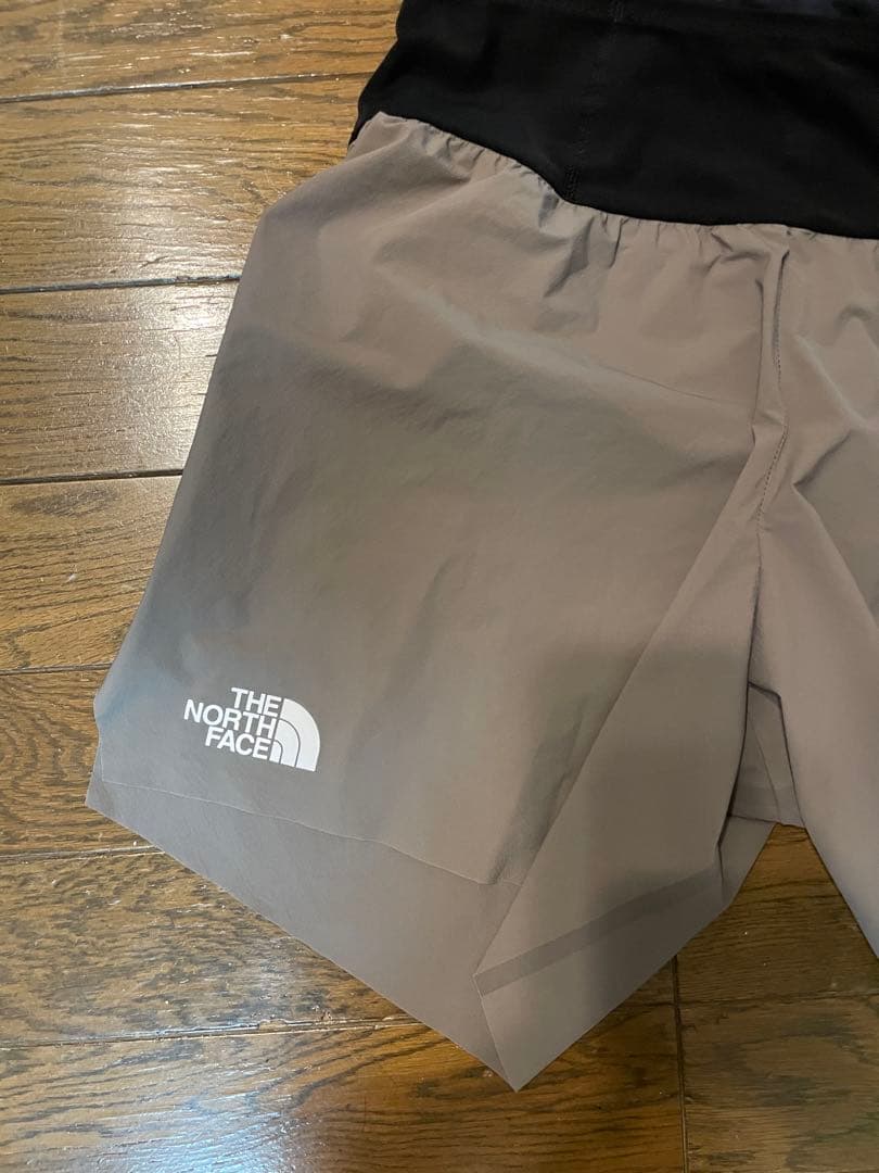 THE NORTH FACE エンデュリストレイルショーツ　M　キャバングレー
