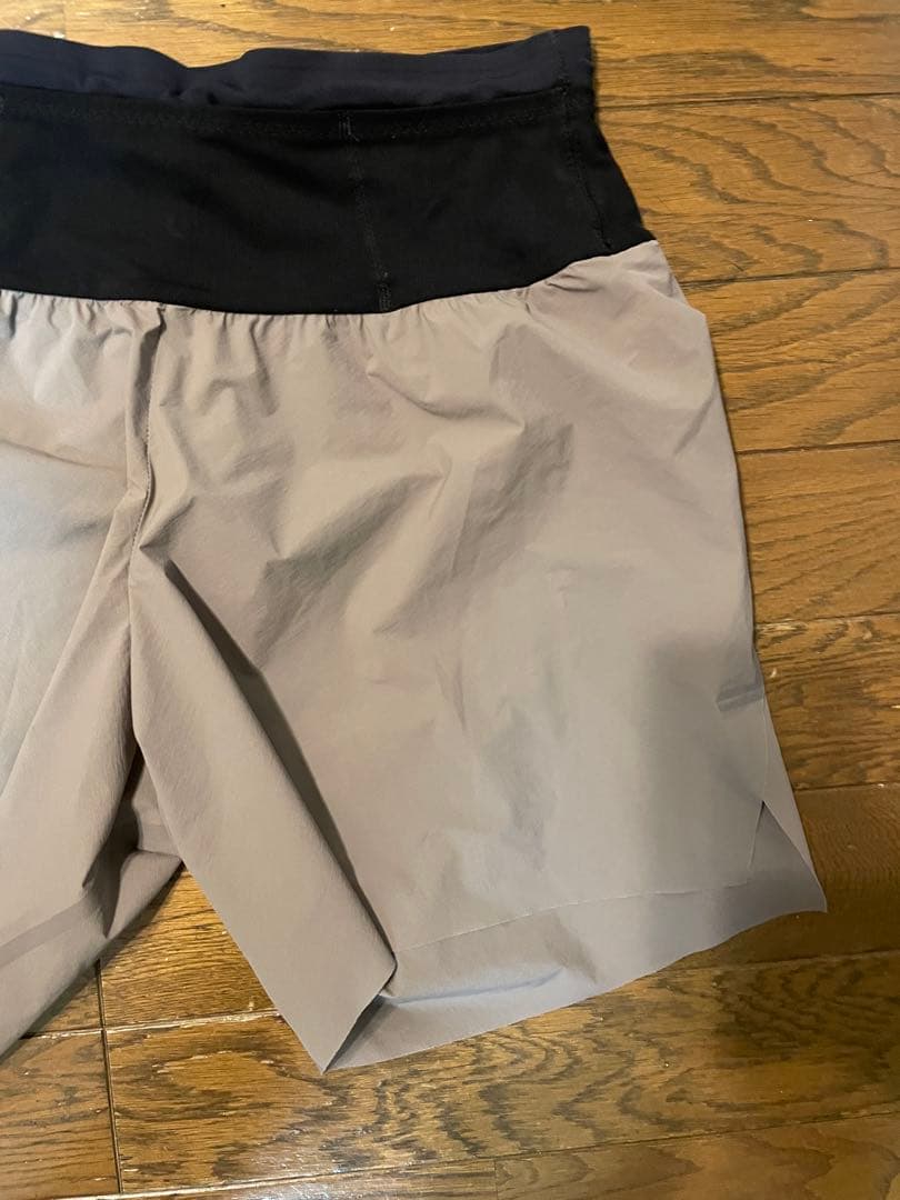 THE NORTH FACE エンデュリストレイルショーツ　M　キャバングレー