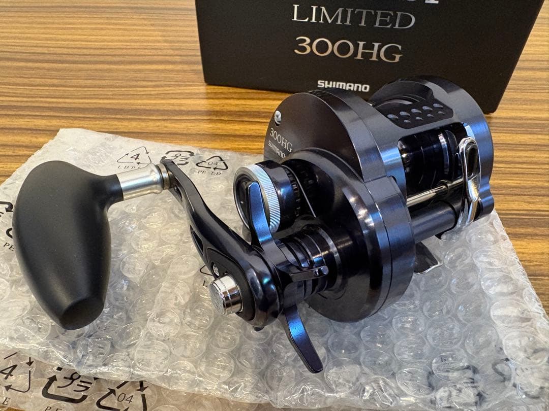 シマノ　OCEA CONQUEST LIMITED 300HG