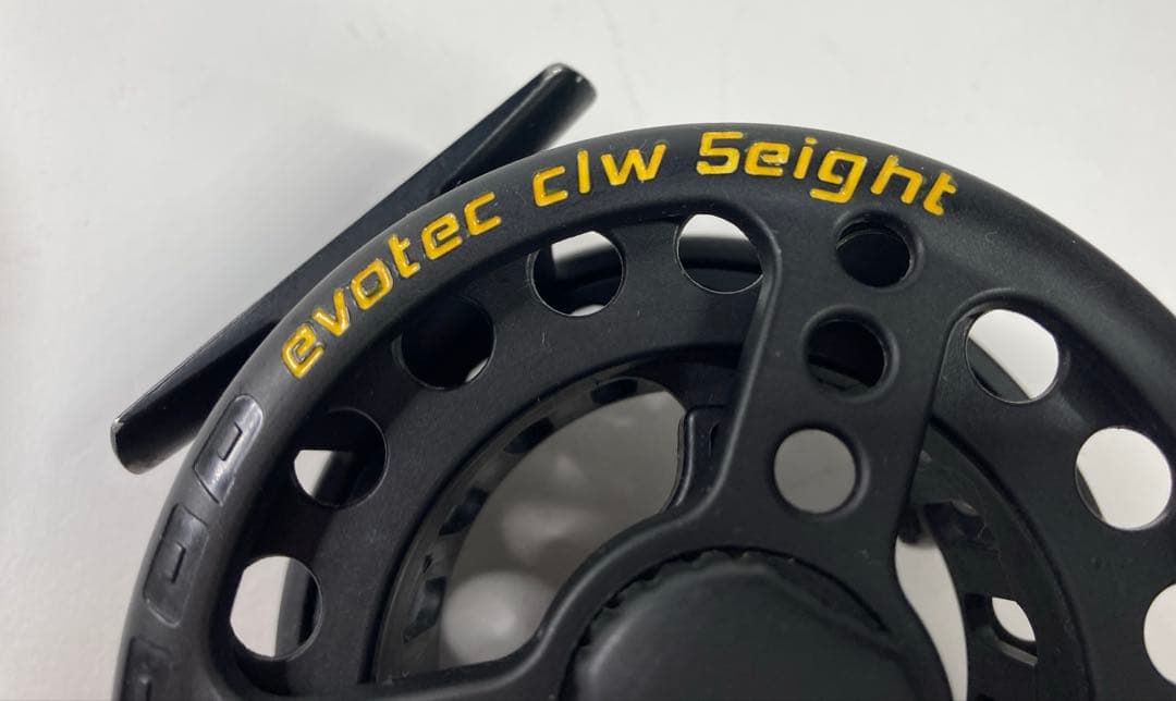リール LOOP evotec CLW 5-8