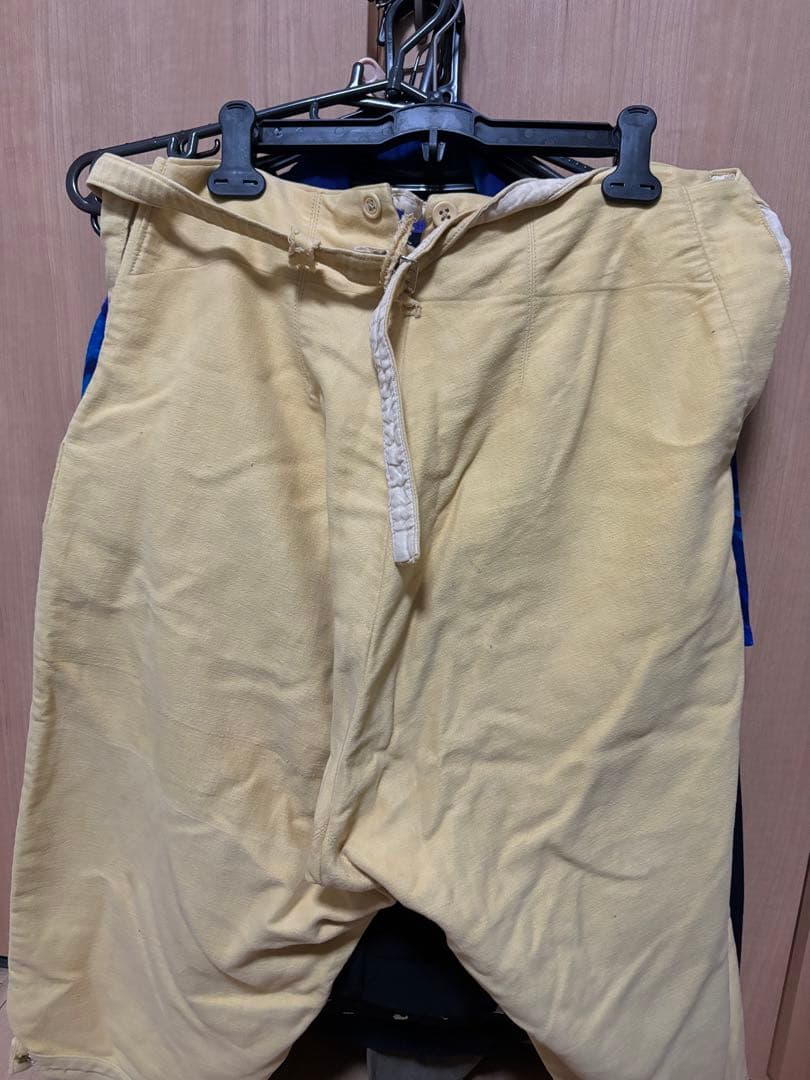 アメリカンフットボールパンツ 黄色