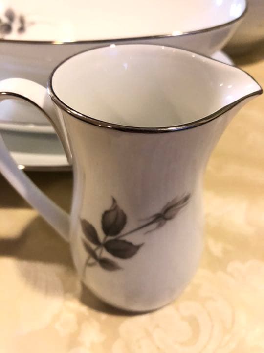 【美品・値下げ・限定品】ノリタケ　食器82点