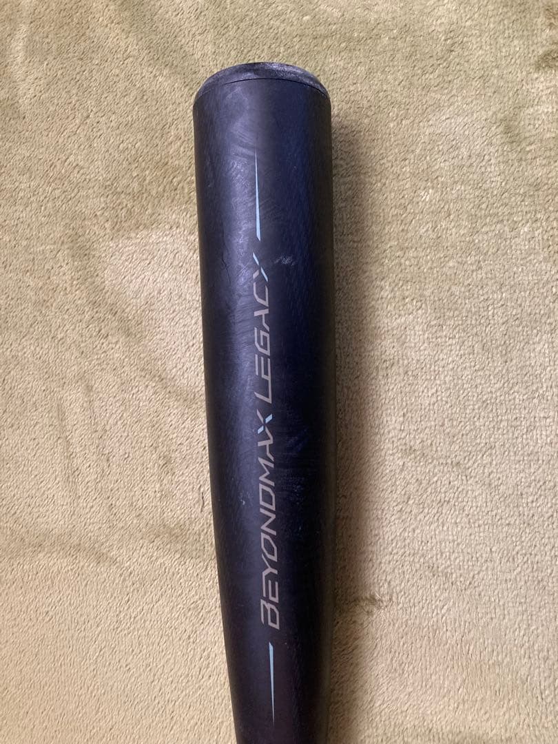 ビヨンドマックスレガシー　84cm ミドルバランス　バットケース付き