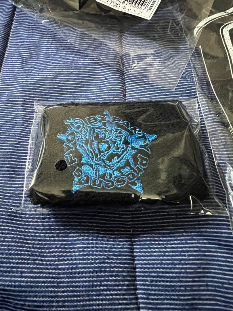 B'z FYOD Tシャツ (L) ・ループタオル・キャップ・リストバンドセット