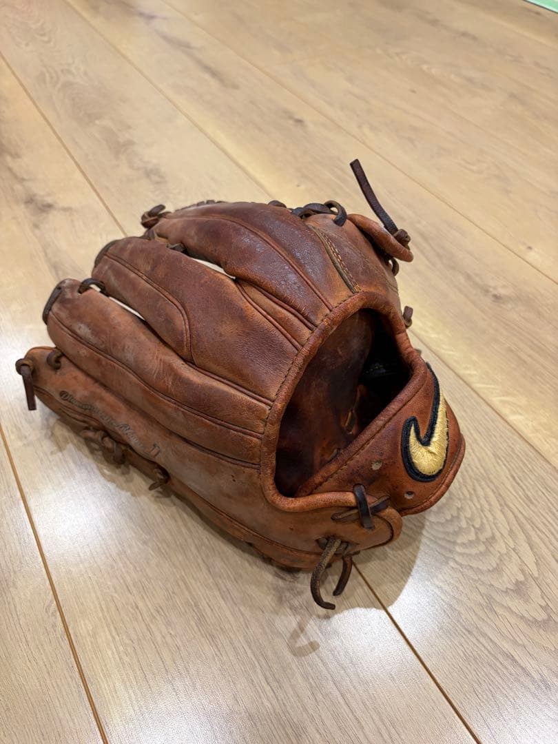NIKE一般硬式外野手グローブ！廃盤品！高校野球対応品！