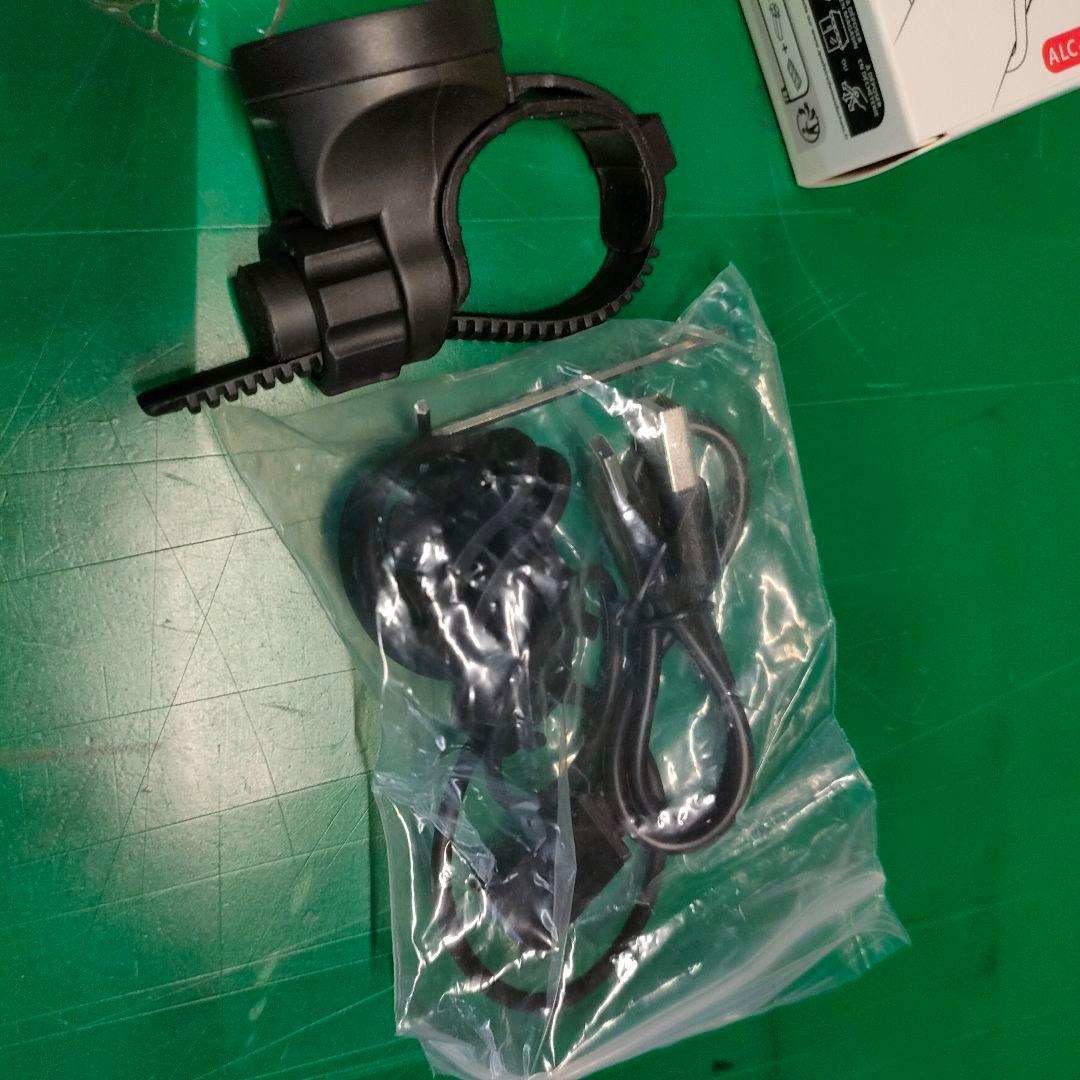 TOWID 1600ルーメン リモコン付　自転車ヘッドライト　cl1600