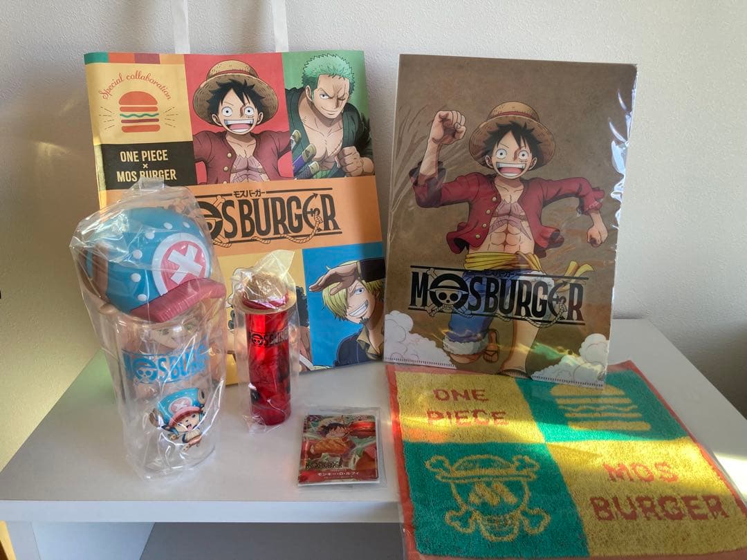 ワンピース✖️モスバーガー　2025福袋
