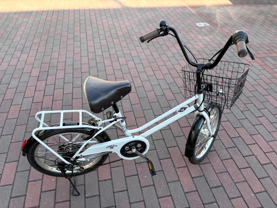 変速付きコンパクトサイクル(20㌅)お届け出来ます。お引き取りも可能です。
