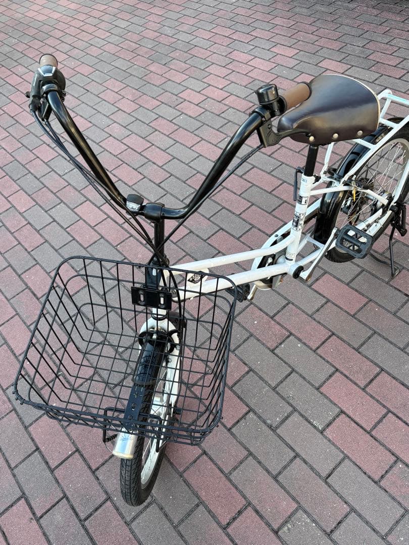 変速付きコンパクトサイクル(20㌅)お届け出来ます。お引き取りも可能です。