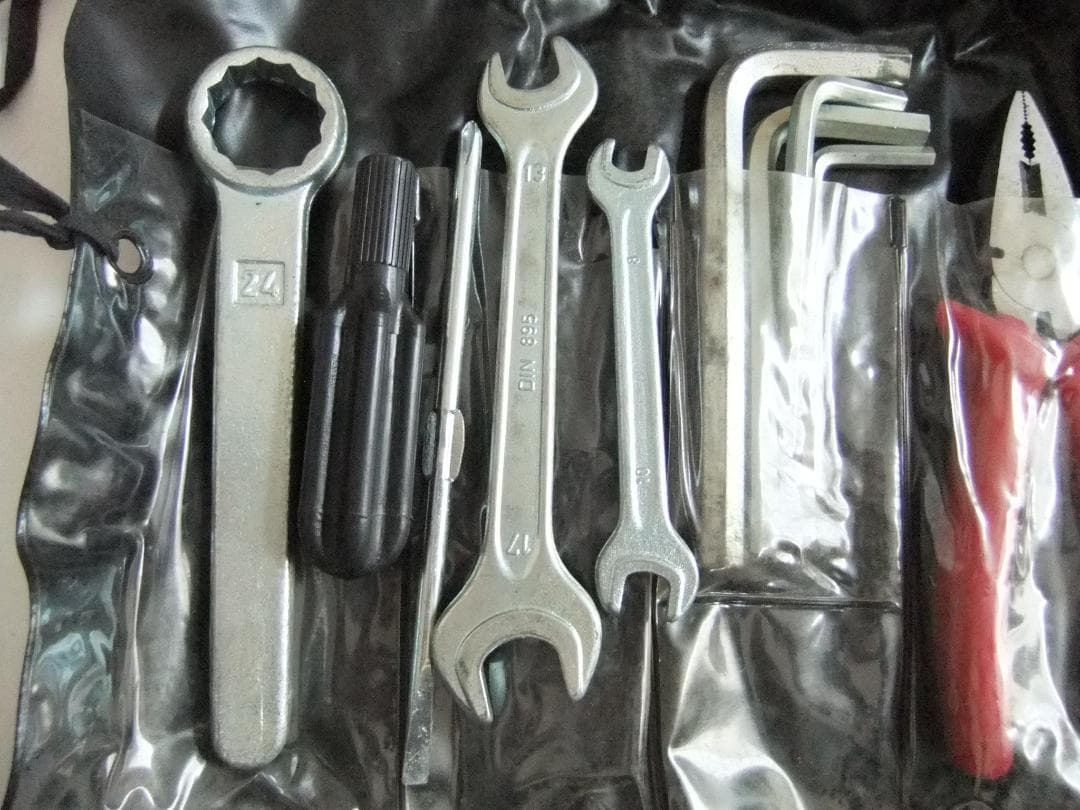 ドカティ　純正　車載工具