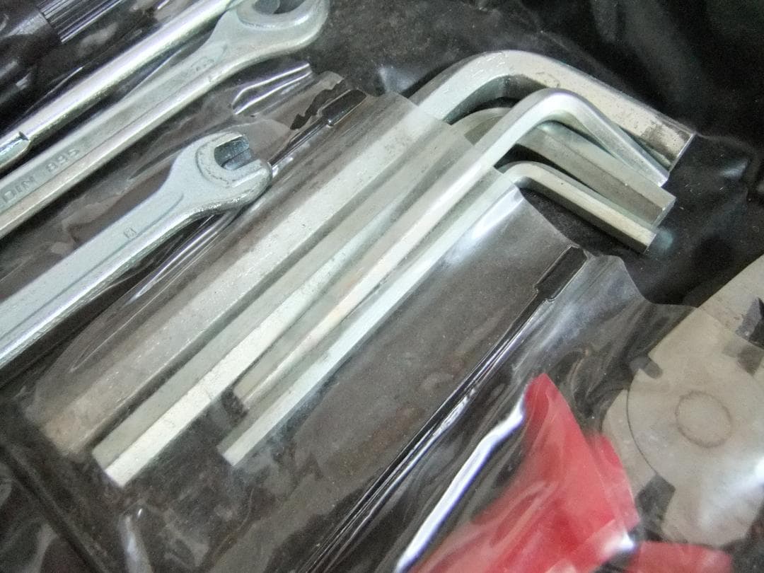 ドカティ　純正　車載工具