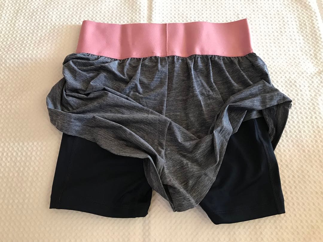 ナイキ　テニスウェア　ショートパンツ US-XSサイズ　新品