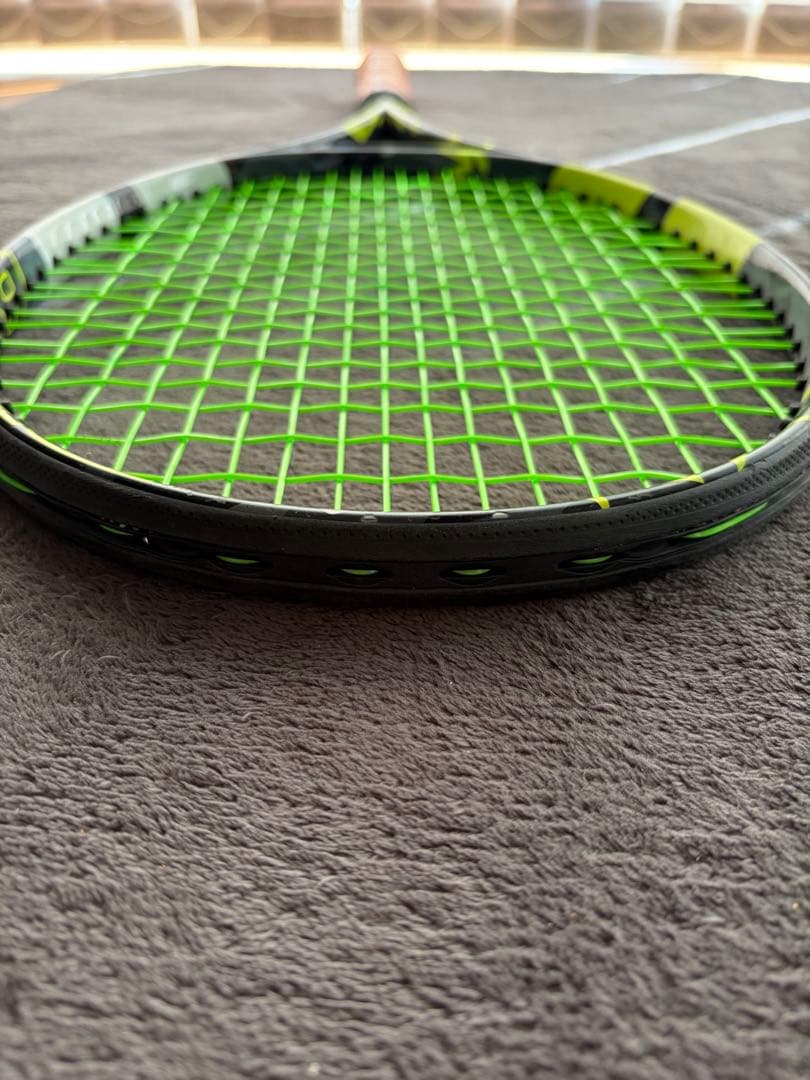 Babolat バボラ　ピュアアエロ98 グリップサイズ2