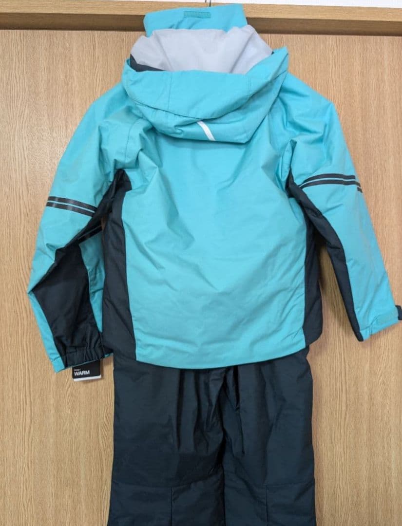 新品　DESCENTE　デサント　スキーウェア　上下セット　130cm　ジュニア