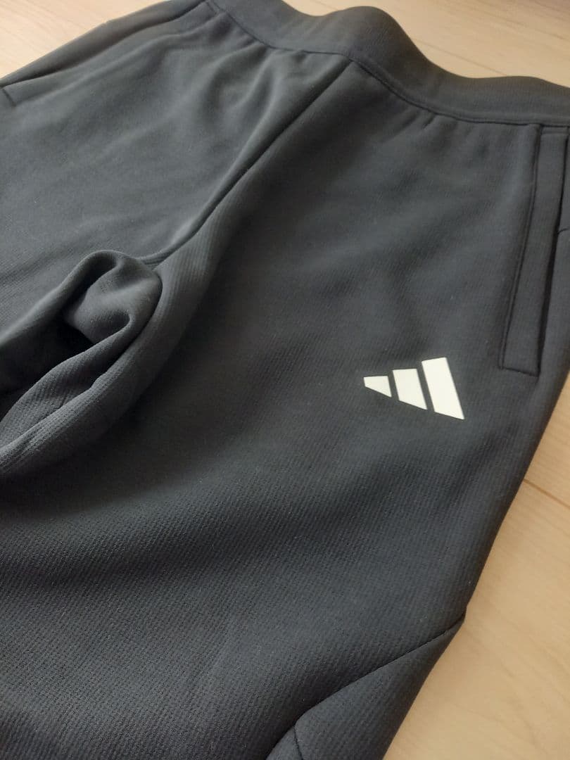 値下げ【新品】adidas アダプテーション アンクル丈 オープンヘムパンツ S
